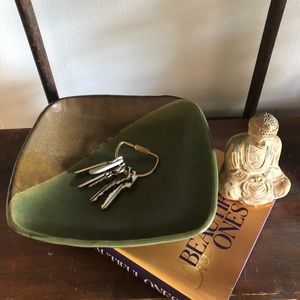 Green and brown pottery dish